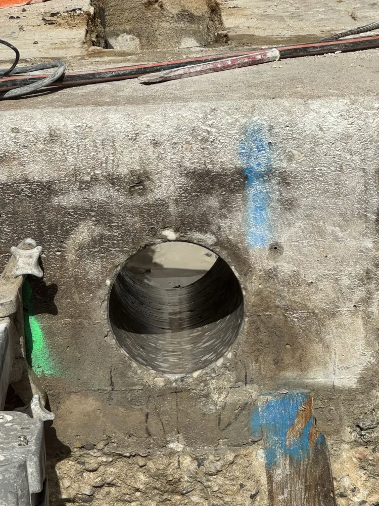 a la place de l'escabot 1